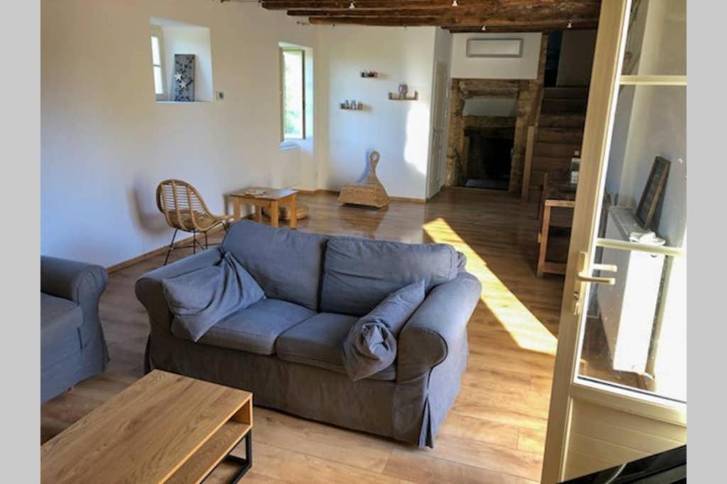 Chez Renou Et Prosperou Maison Typique Du Sarladait Saint-Genies Exteriör bild