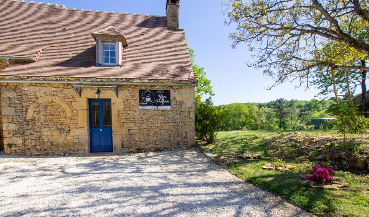 Chez Renou Et Prosperou Maison Typique Du Sarladait Saint-Genies Exteriör bild