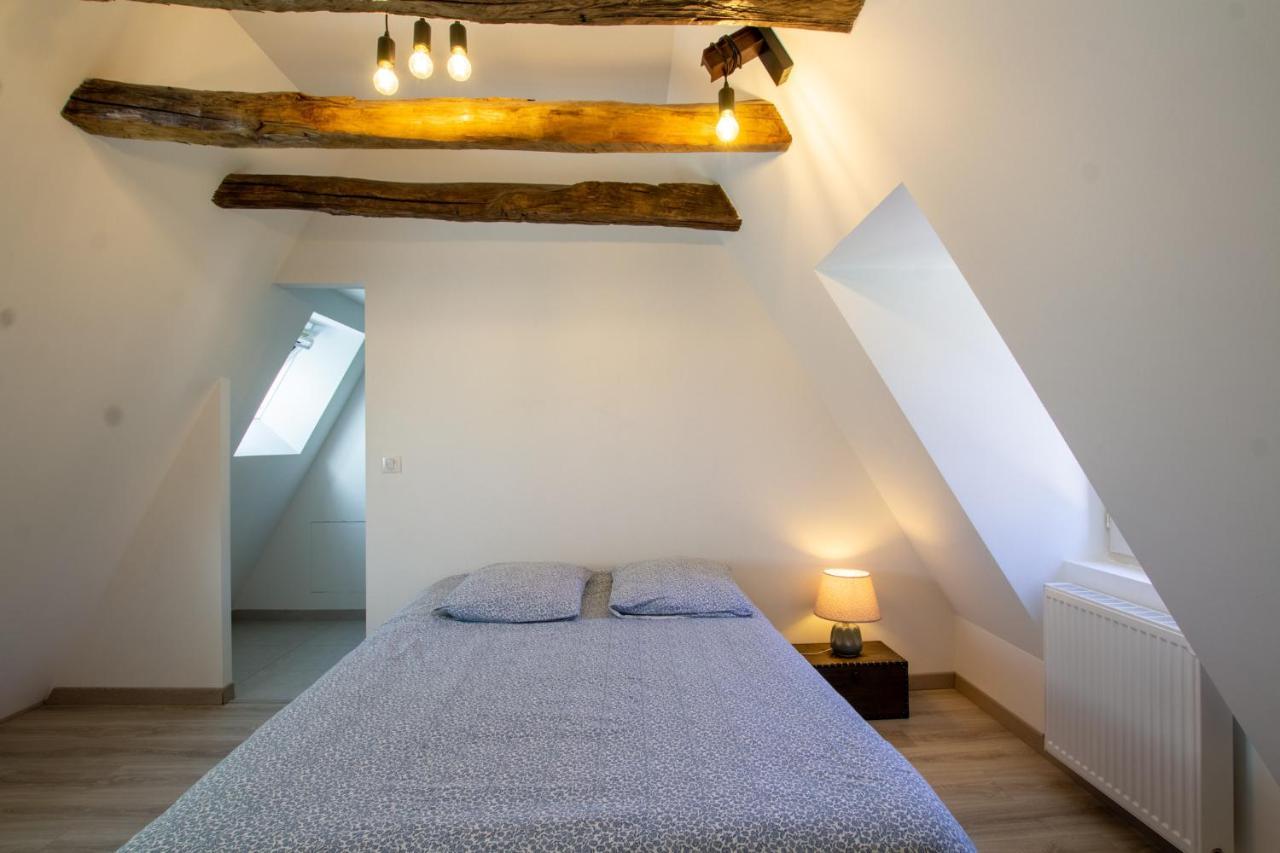 Chez Renou Et Prosperou Maison Typique Du Sarladait Saint-Genies Exteriör bild