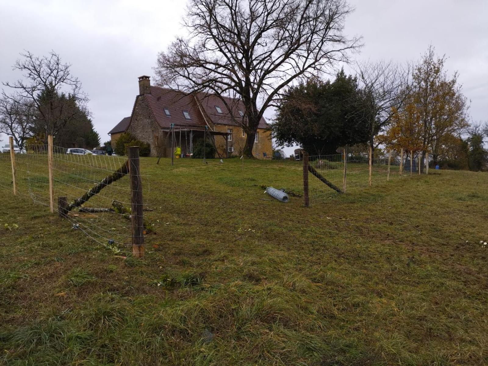 Chez Renou Et Prosperou Maison Typique Du Sarladait Saint-Genies Exteriör bild